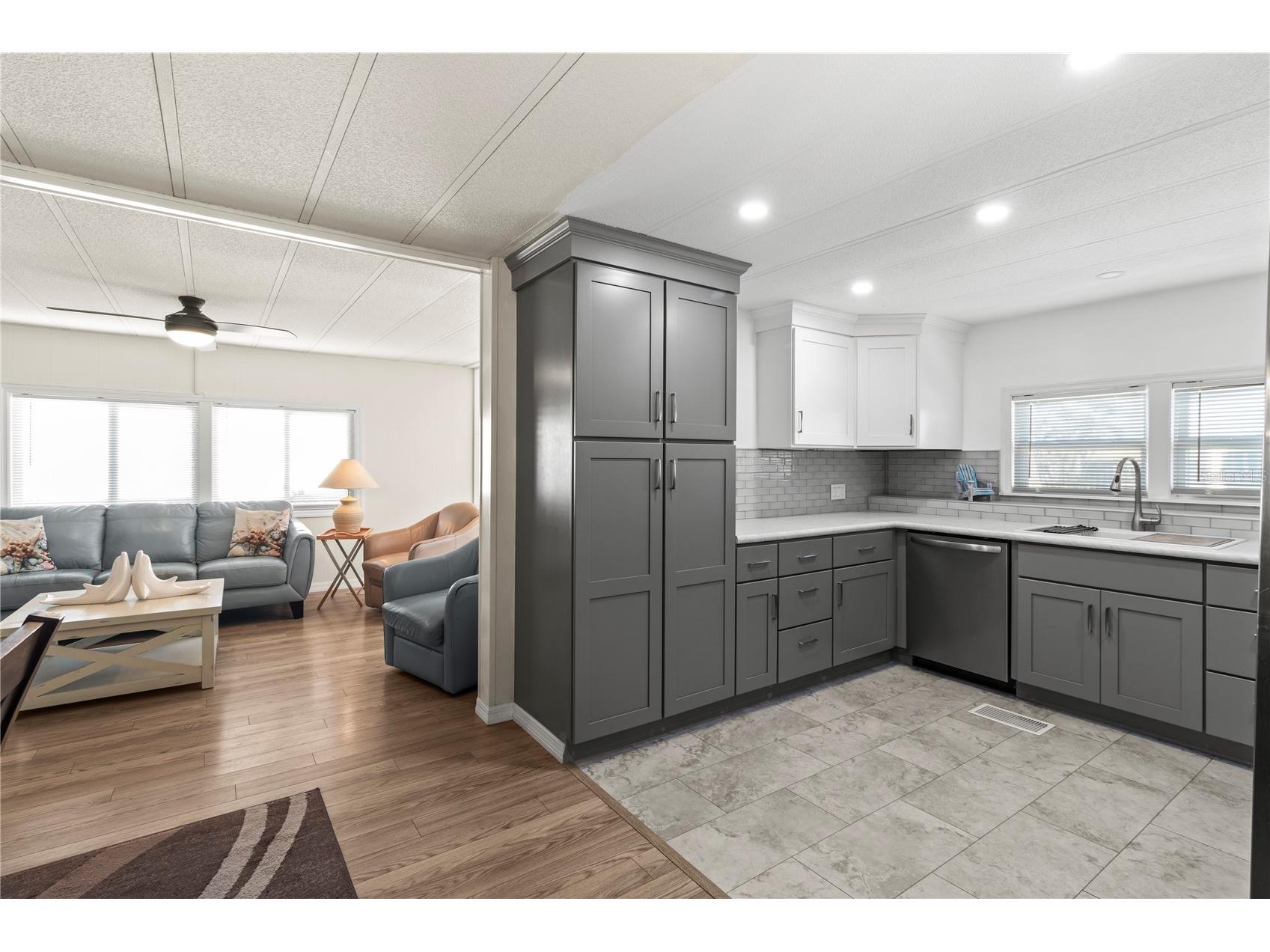 4902 91st Lane Saint Petersburg FL 33708 TB8466506 image19