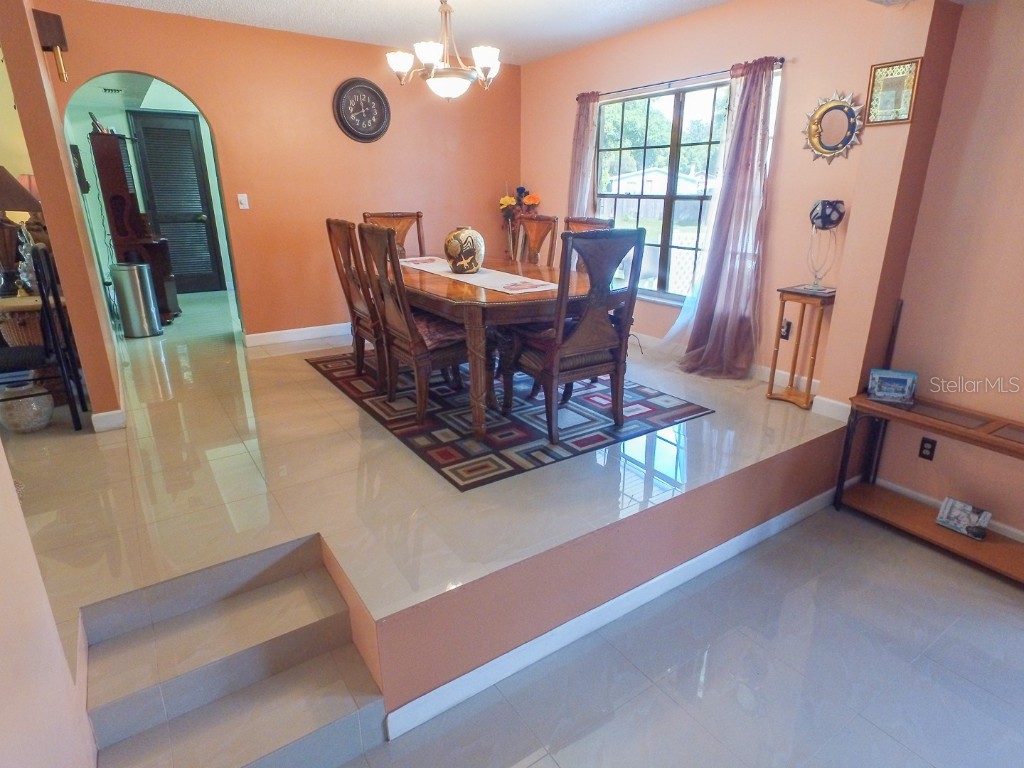 4902 Five Acre Road Plant City FL 33565 - PRIVATE ON SITE MAN-MADE POND TB8362974 image14