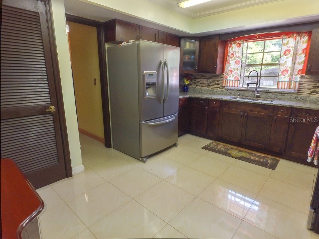 4902 Five Acre Road Plant City FL 33565 - PRIVATE ON SITE MAN-MADE POND TB8362974 image19