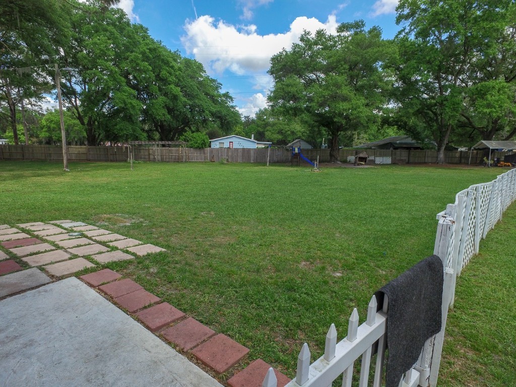 4902 Five Acre Road Plant City FL 33565 - PRIVATE ON SITE MAN-MADE POND TB8362974 image36