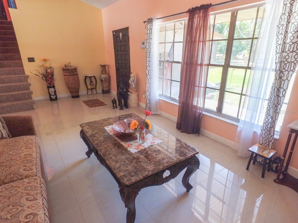 4902 Five Acre Road Plant City FL 33565 - PRIVATE ON SITE MAN-MADE POND TB8362974 image8