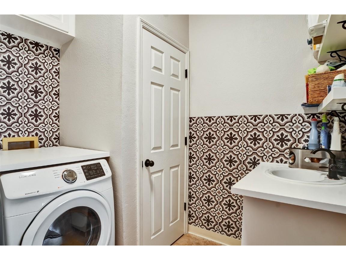 4902 Jenni Lin Court Valrico FL 33596 TB8409646 image42