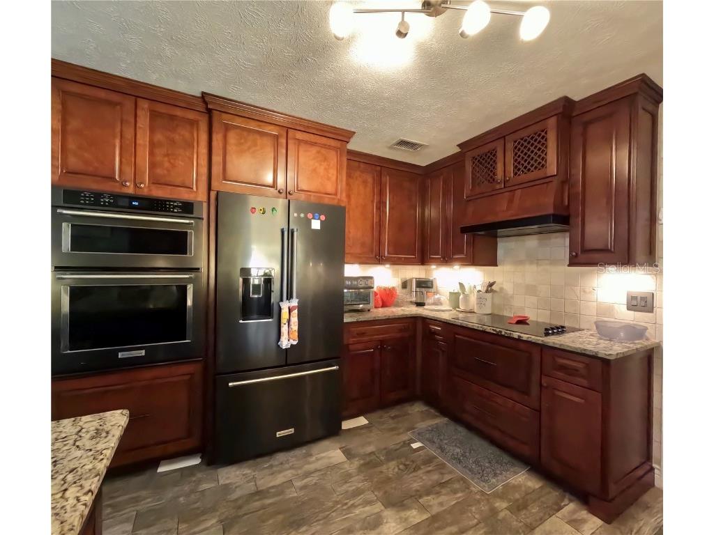 4902 Thonotosassa Road Plant City FL 33565 TB8462626 image16