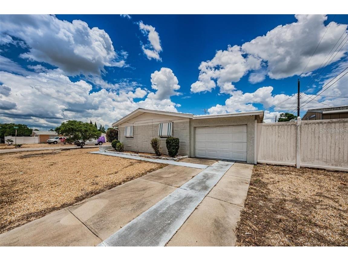 4902 Vision Avenue Holiday FL 34690 TB8401909 image23