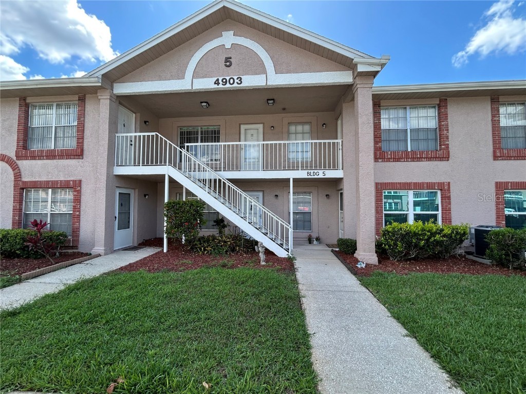 4903 Myrtle Oak Drive #12 New Port Richey FL 34653 W7875478 image1