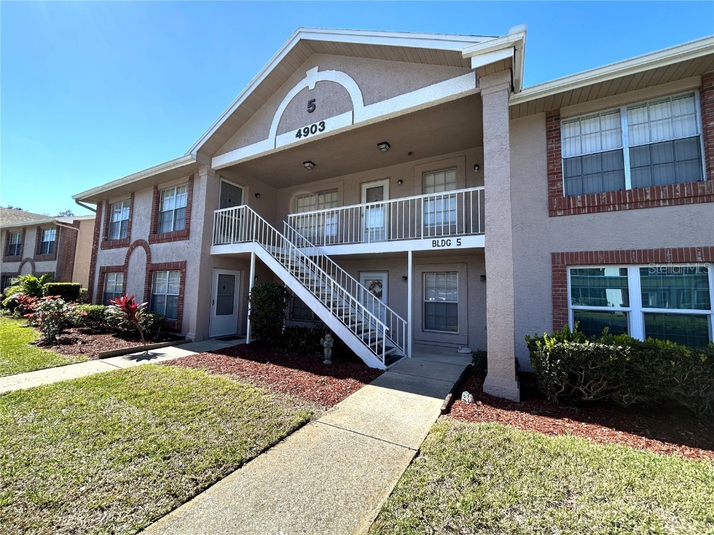 4903 Myrtle Oak Drive #21 New Port Richey FL 34653 W7861636 image1