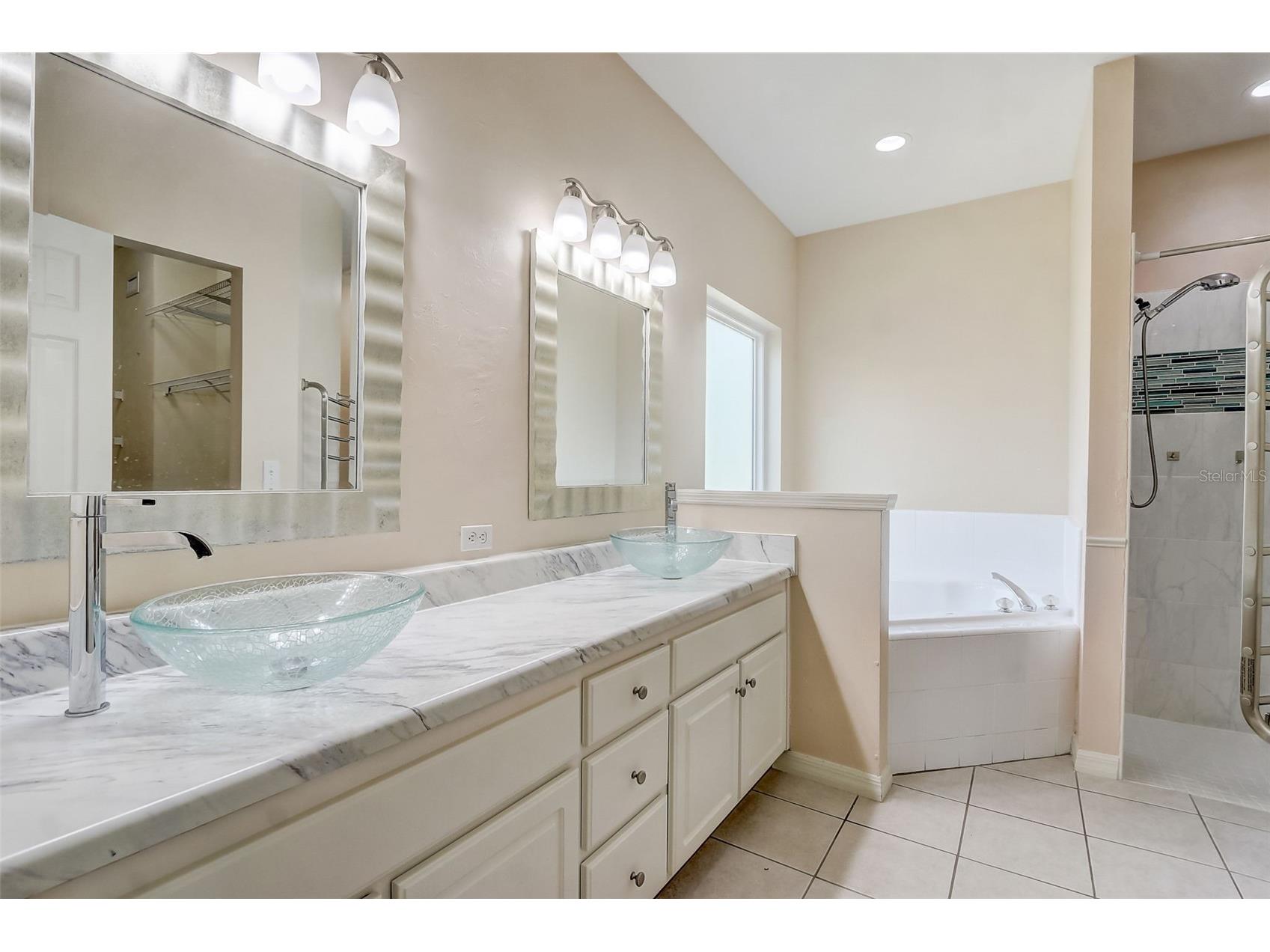 4903 NW 20th Drive Gainesville FL 32605 TB8494487 image5