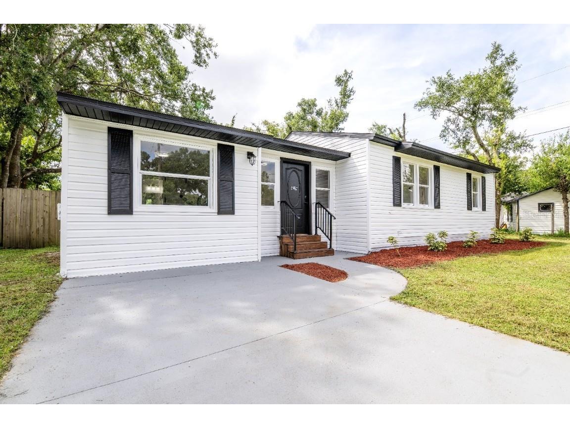 4903 W Bartlett Drive Tampa FL 33603 TB8427012 image1