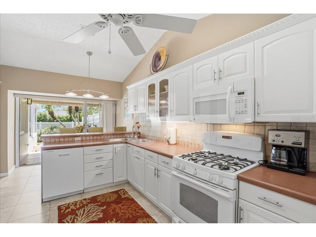 4904 61st Avenue Terrace W Bradenton FL 34210 A4694061 image17