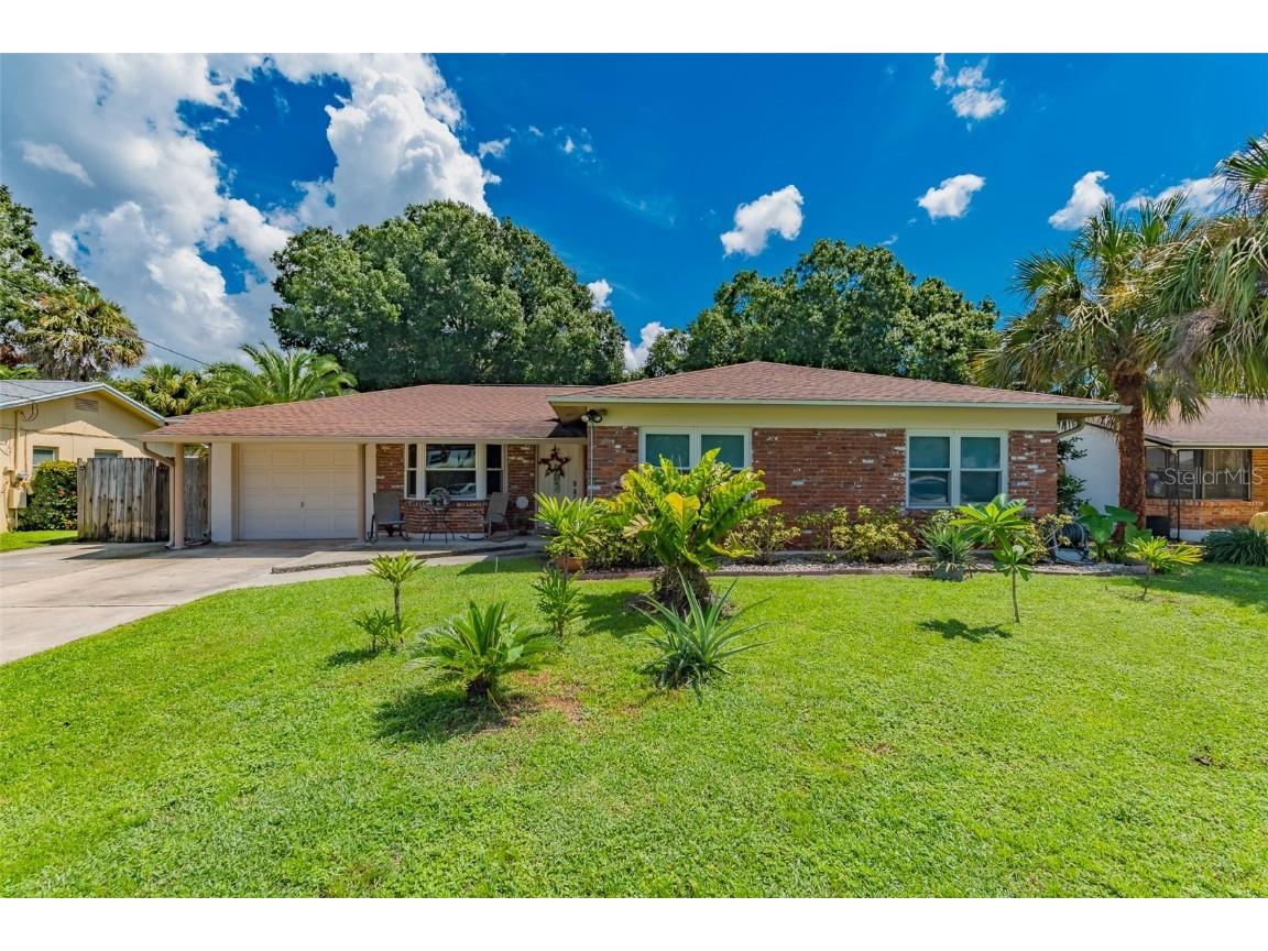 4905 Bay Crest Drive, Tampa, FL, 33615 MLS U8137536 Edina Realty