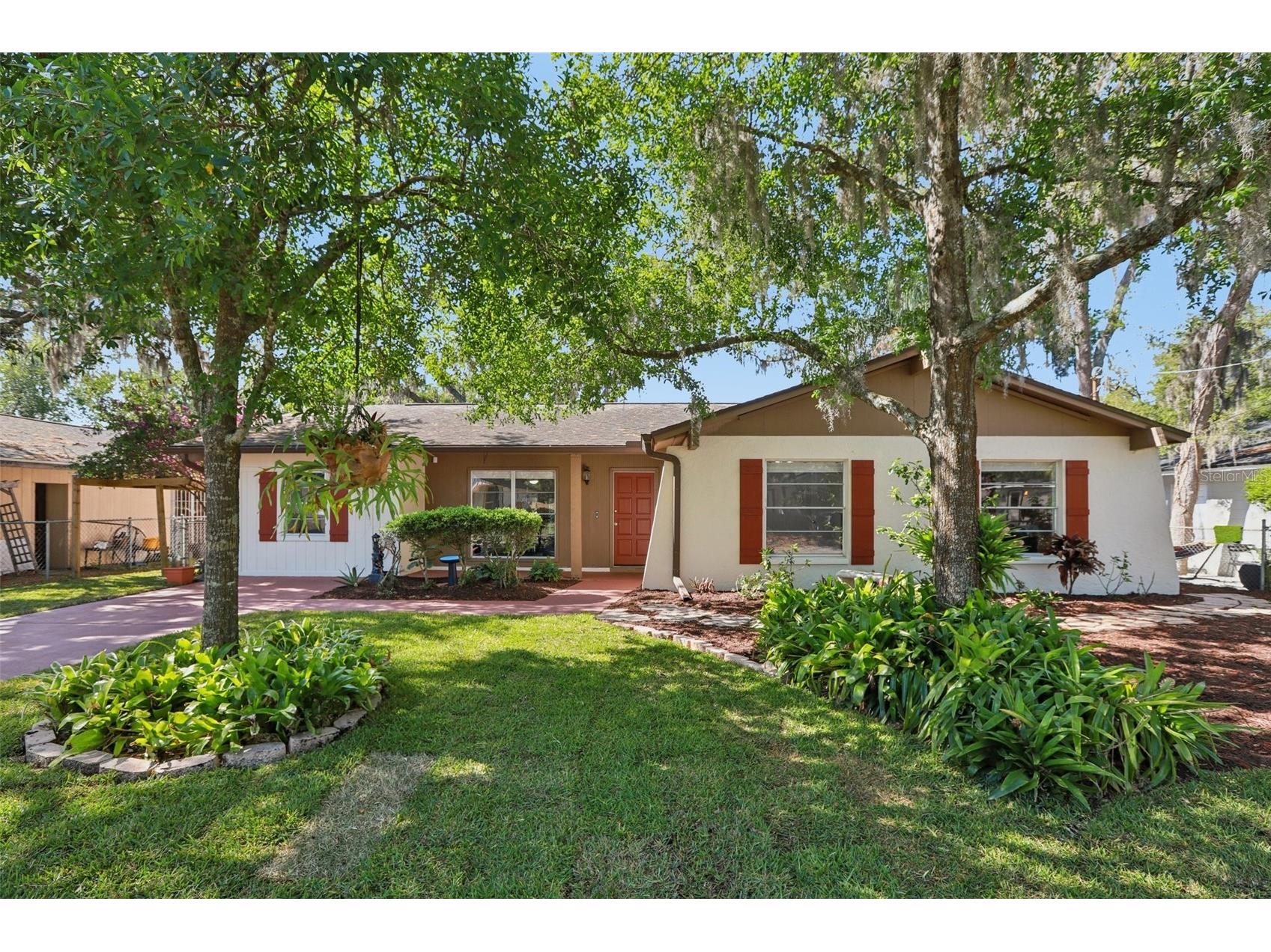 4905 E Okara Road Tampa FL 33617 TB8466816 image1