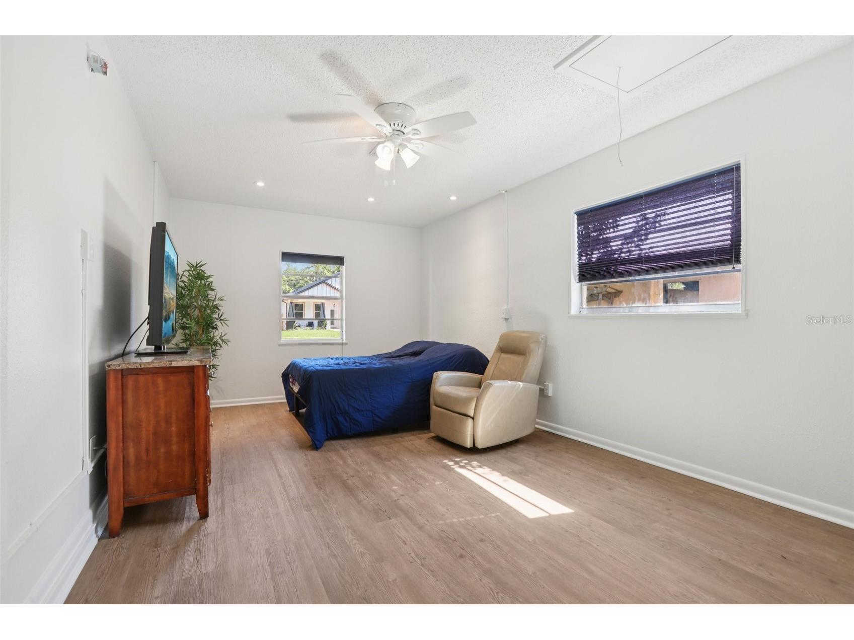 4905 E Okara Road Tampa FL 33617 TB8466816 image25