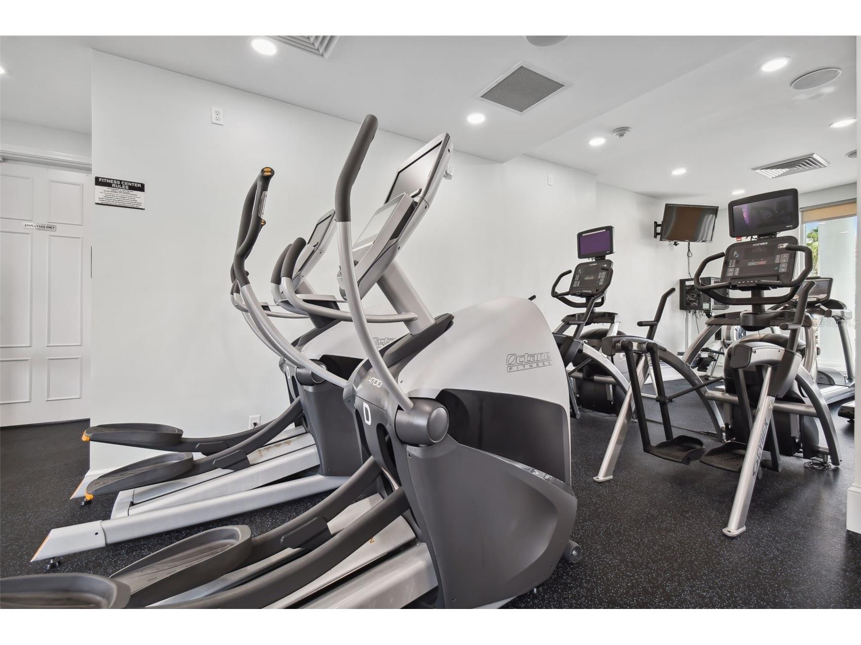 4905 Majestic Hills Loop Brooksville FL 34601 TB8470635 image73