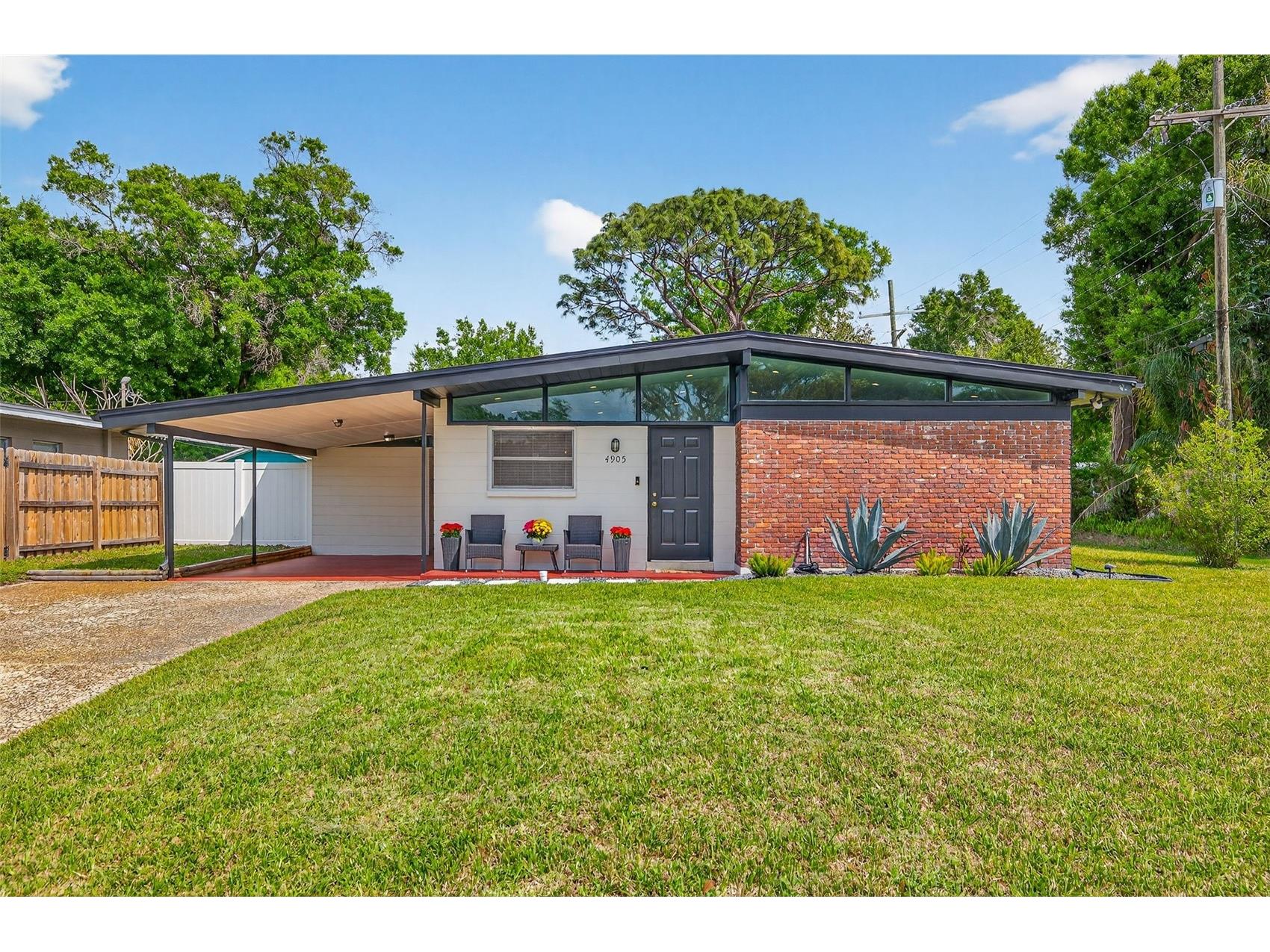 4905 N Mendenhall Drive Tampa FL 33603 TB8491079 image1