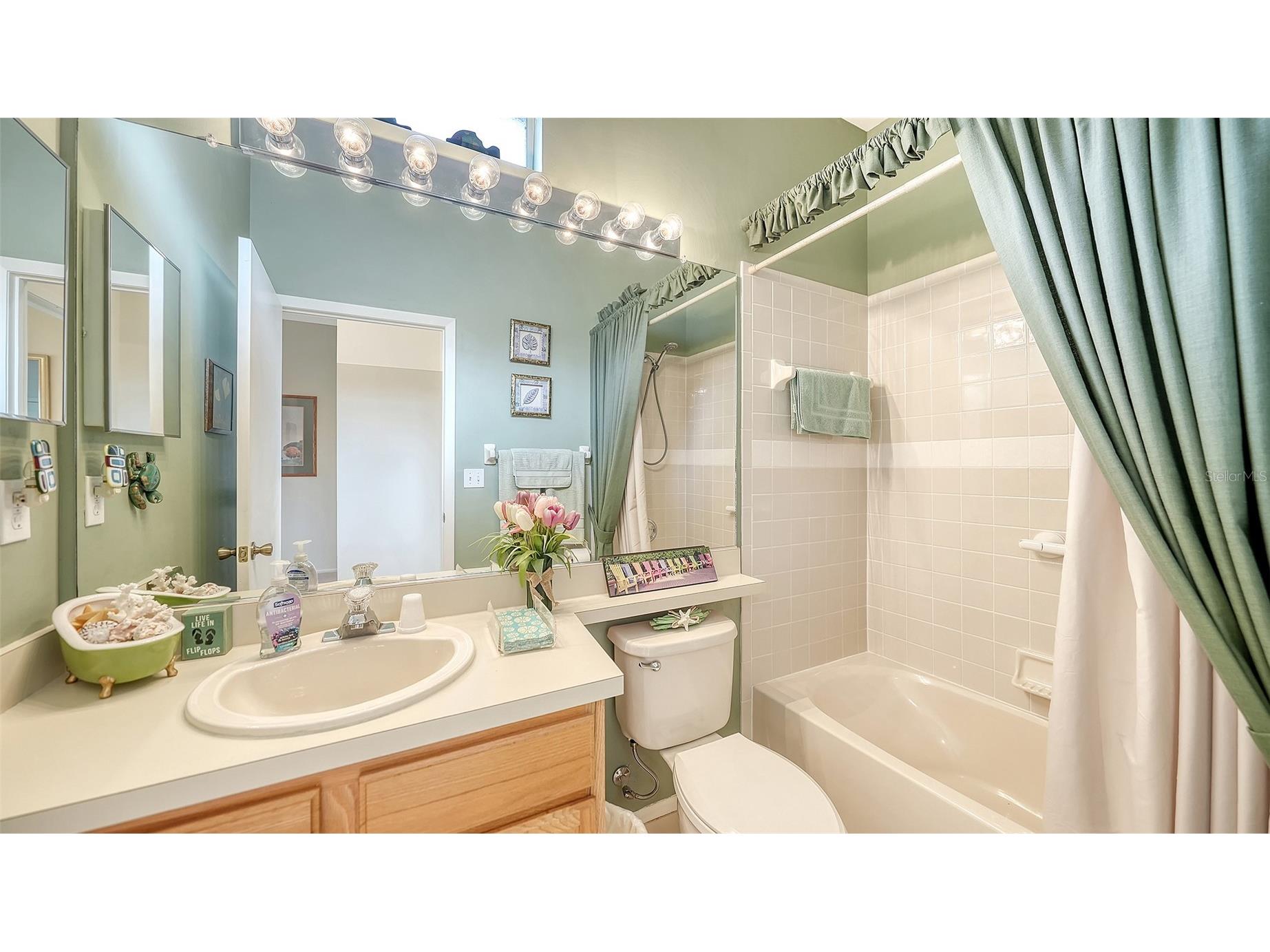 4905 Thames Lane Sarasota FL 34238 A4689297 image36