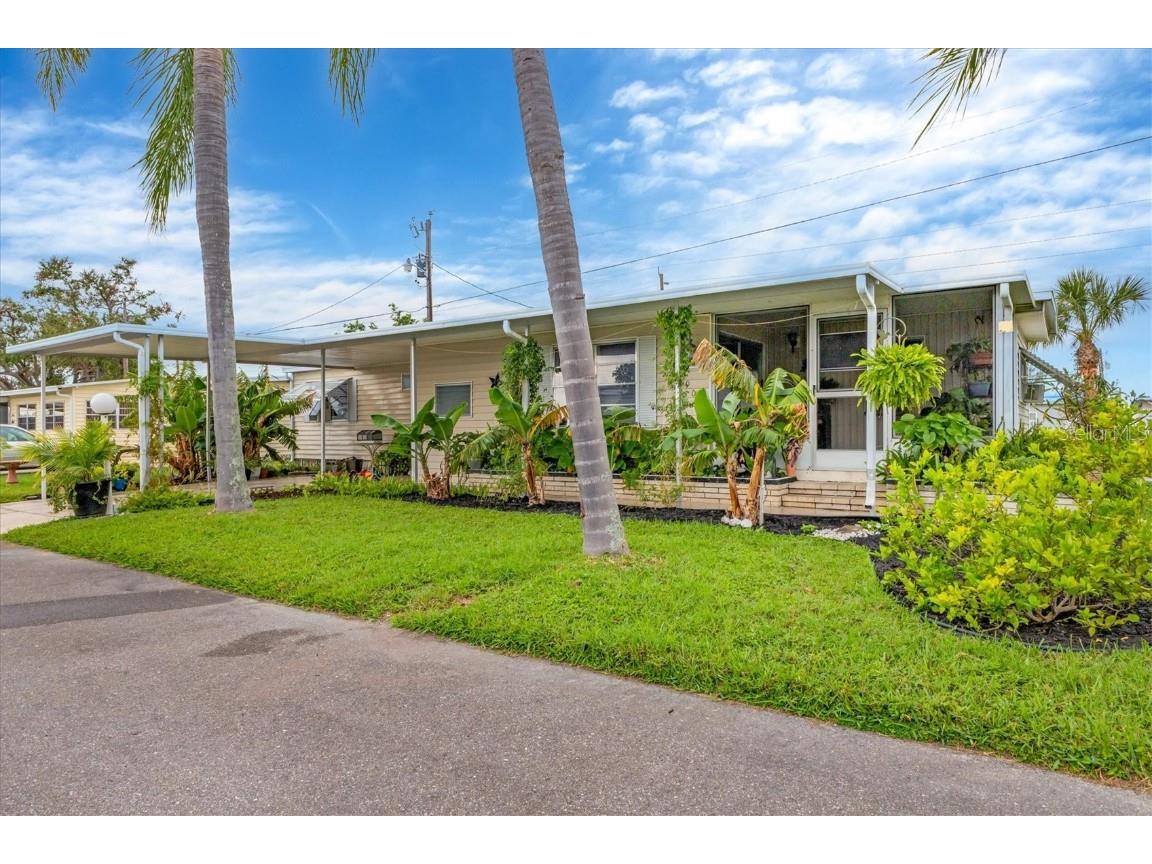 4906 1st A Street E Bradenton FL 34203 A4629687 image1