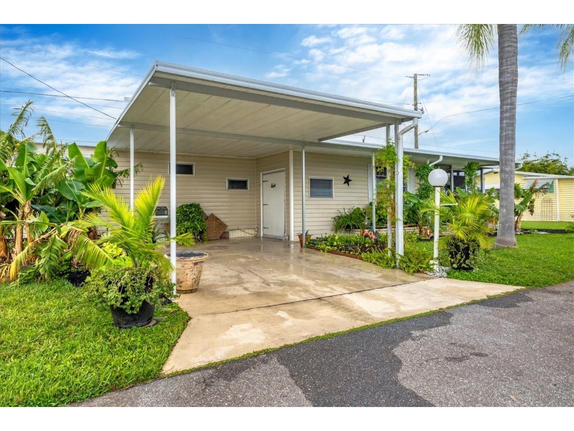 4906 1st A Street E Bradenton FL 34203 A4629687 image2