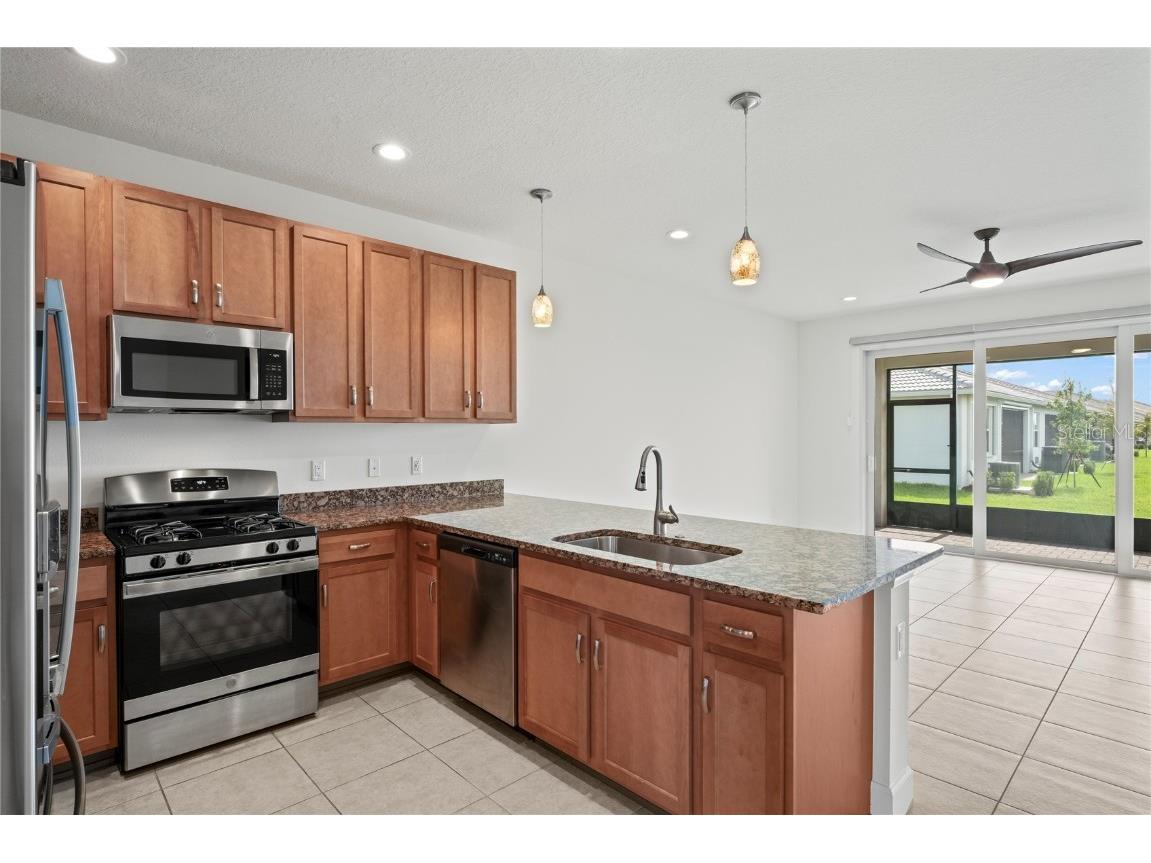 4906 Avila Lakes Drive Wimauma FL 33598 T3549455 image15