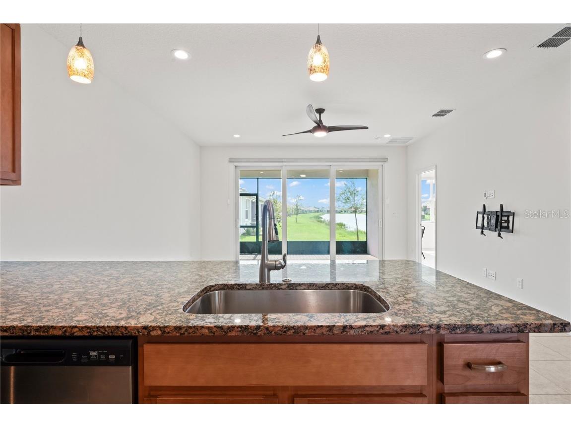 4906 Avila Lakes Drive Wimauma FL 33598 T3549455 image16