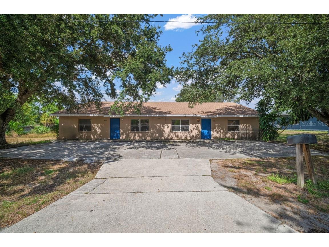 4906 E Idlewild Avenue Tampa FL 33610 TB8437499 image1