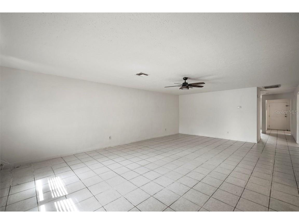 4906 E Idlewild Avenue Tampa FL 33610 TB8437499 image23