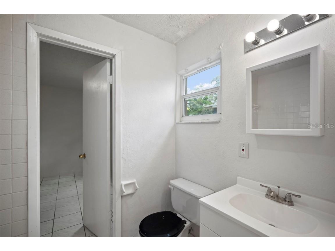 4906 E Idlewild Avenue Tampa FL 33610 TB8437499 image28