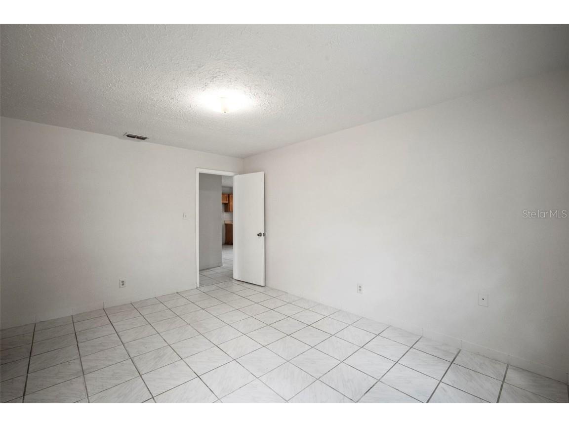 4906 E Idlewild Avenue Tampa FL 33610 TB8437499 image31
