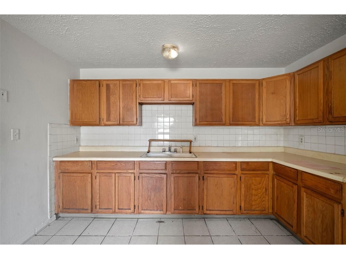 4906 E Idlewild Avenue Tampa FL 33610 TB8437499 image33