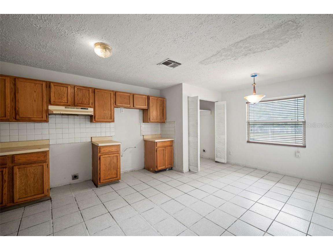 4906 E Idlewild Avenue Tampa FL 33610 TB8437499 image34