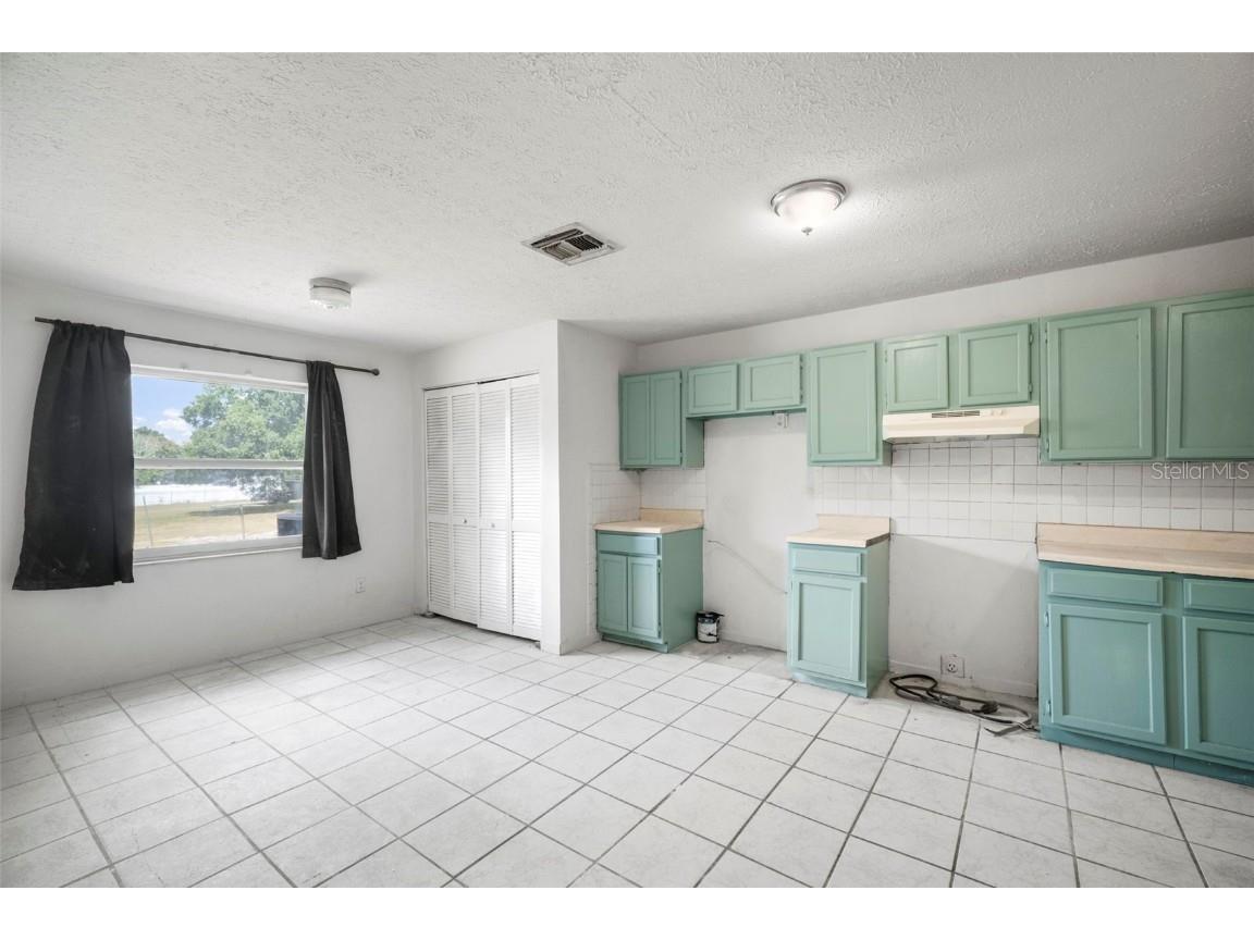 4906 E Idlewild Avenue Tampa FL 33610 TB8437499 image4