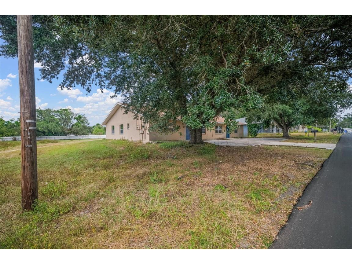 4906 E Idlewild Avenue Tampa FL 33610 TB8437499 image40