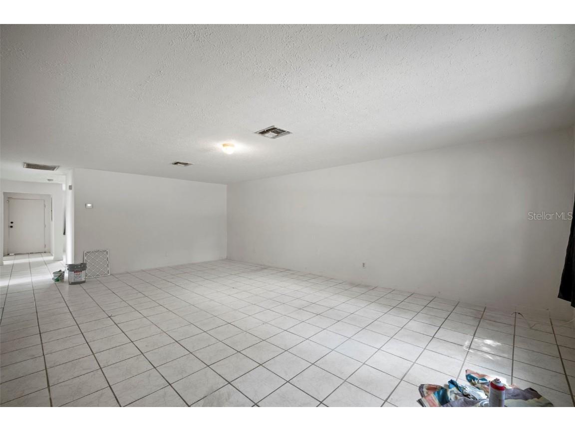 4906 E Idlewild Avenue Tampa FL 33610 TB8437499 image6