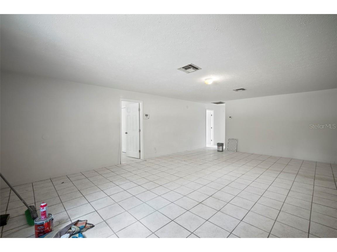 4906 E Idlewild Avenue Tampa FL 33610 TB8437499 image7