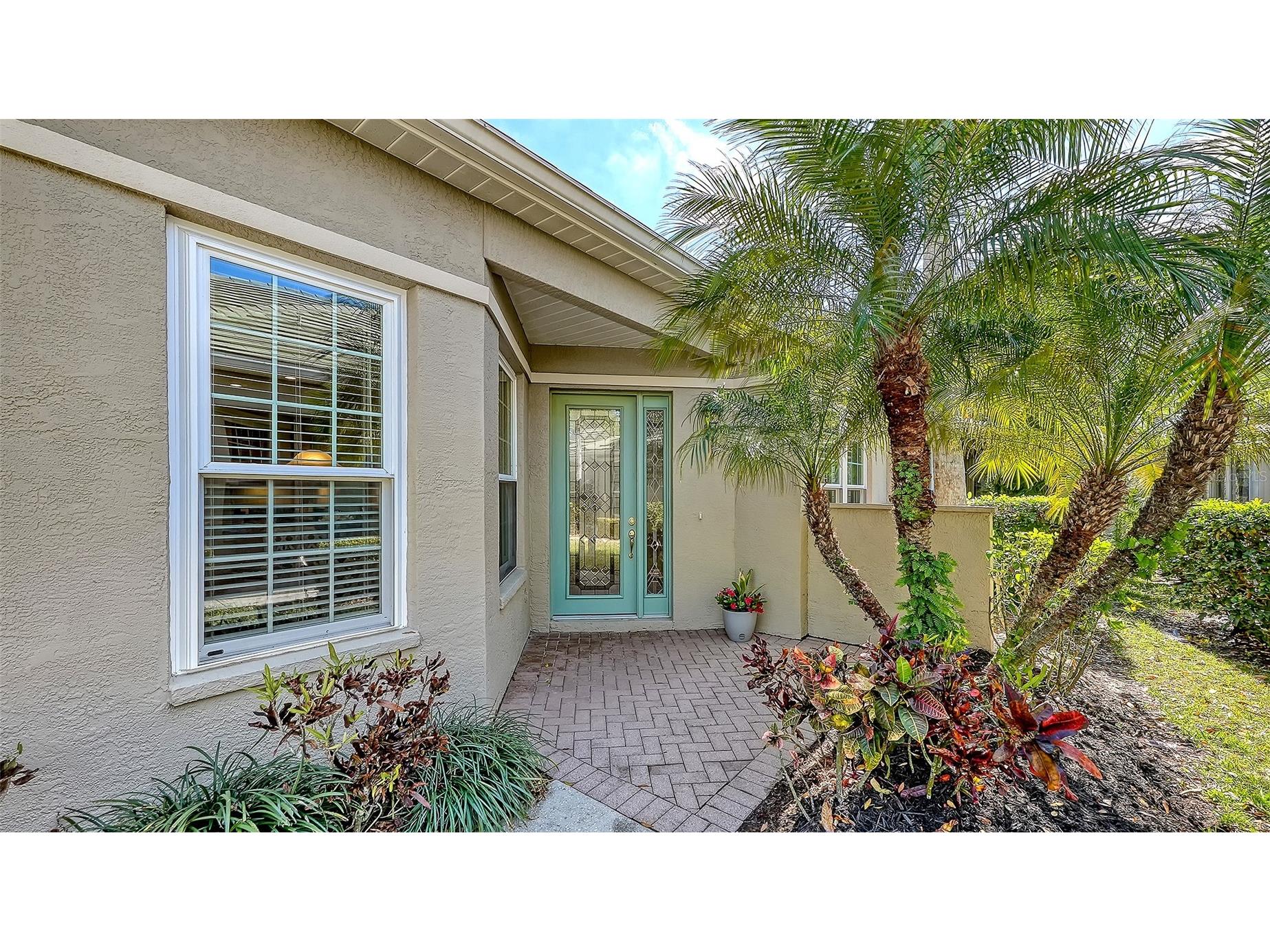 4906 Lakescene Place Sarasota FL 34243 A4681987 image1