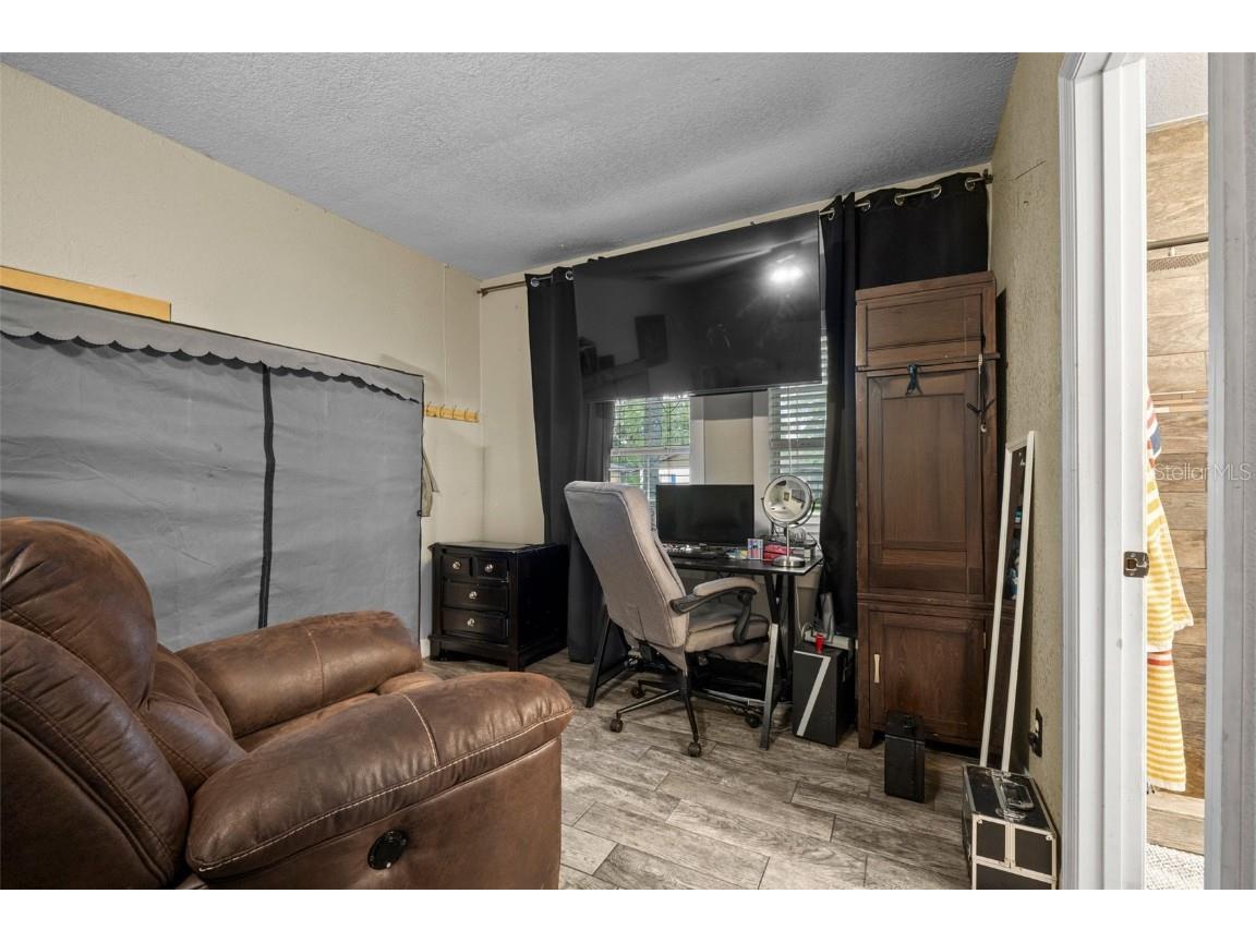 4906 Presidential Street Seffner FL 33584 TB8399109 image28