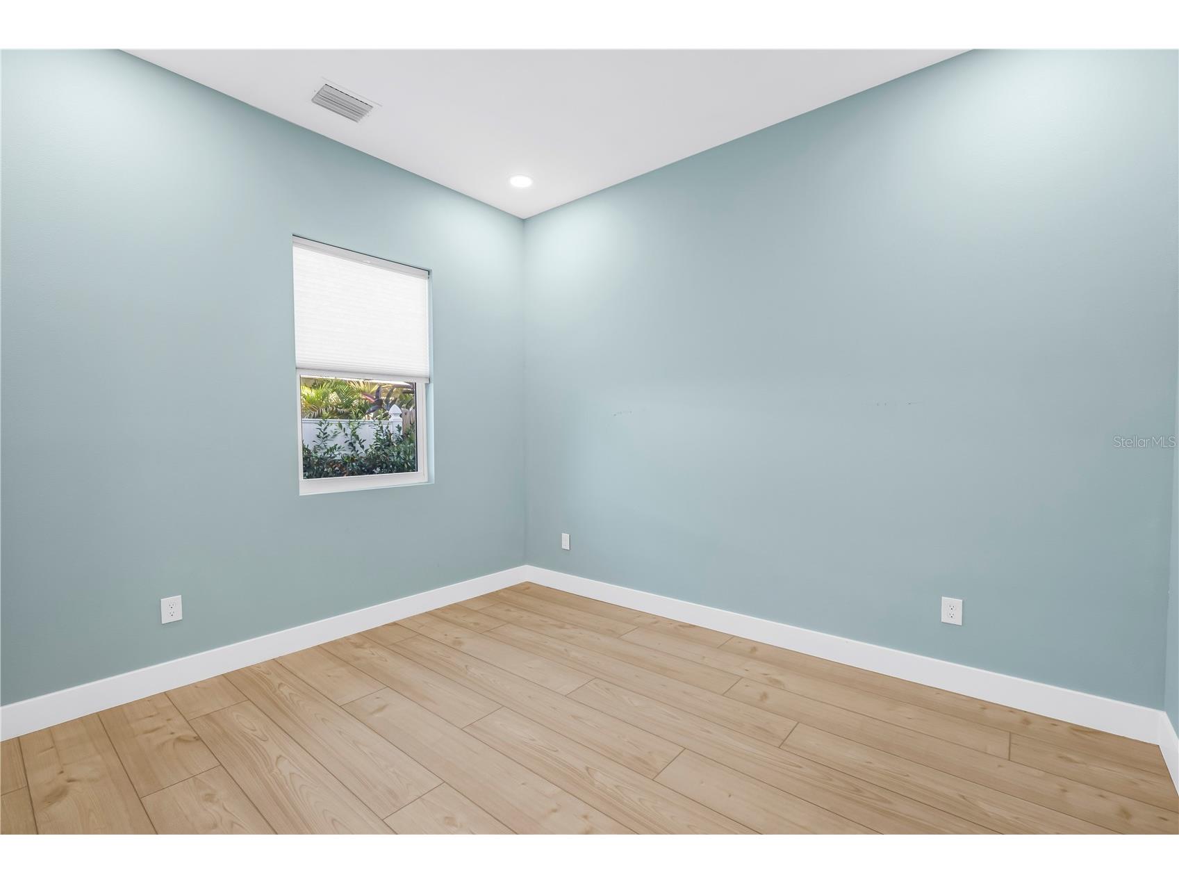 4907 15th Avenue N Saint Petersburg FL 33710 TB8490804 image17