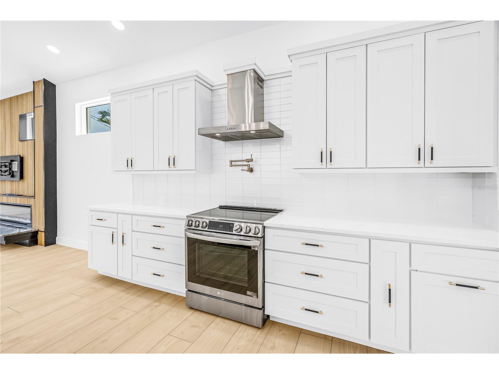 4907 15th Avenue N Saint Petersburg FL 33710 TB8490804 image25
