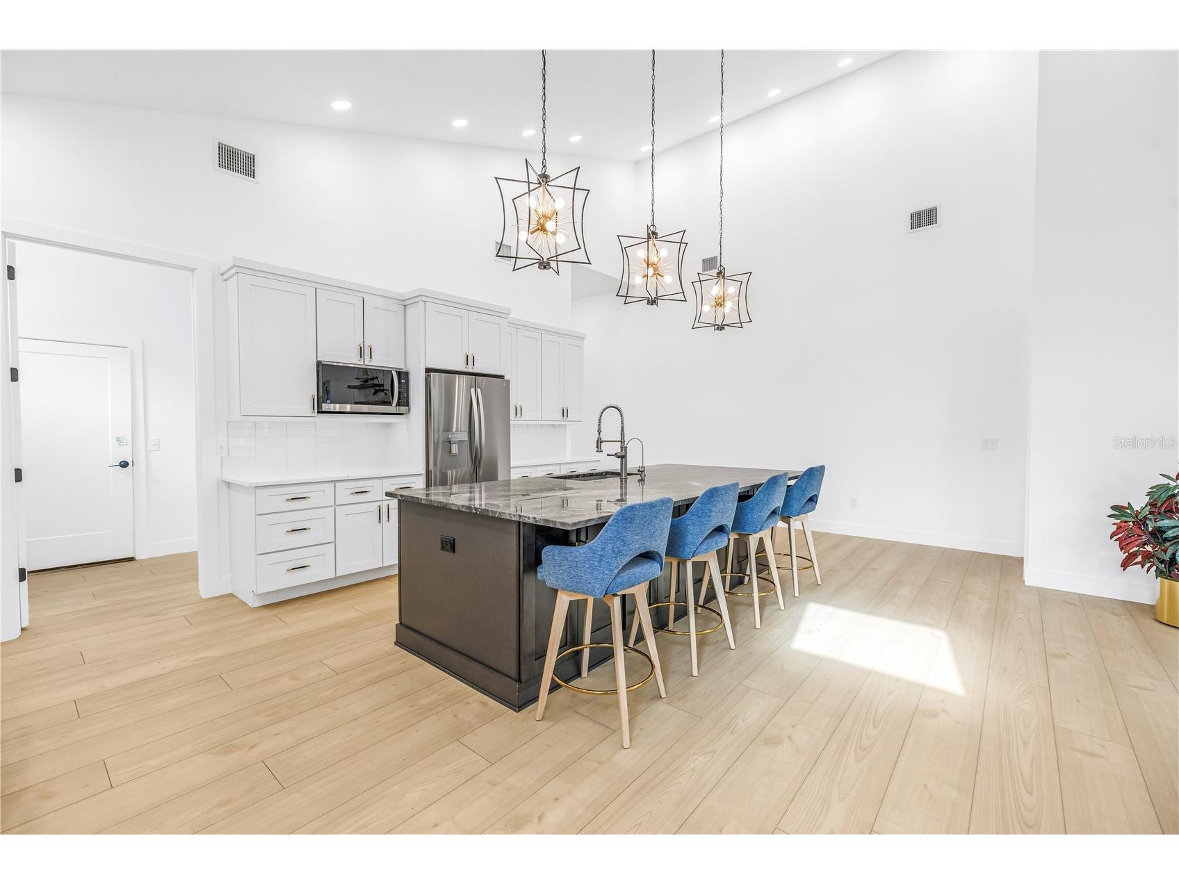 4907 15th Avenue N Saint Petersburg FL 33710 TB8490804 image26