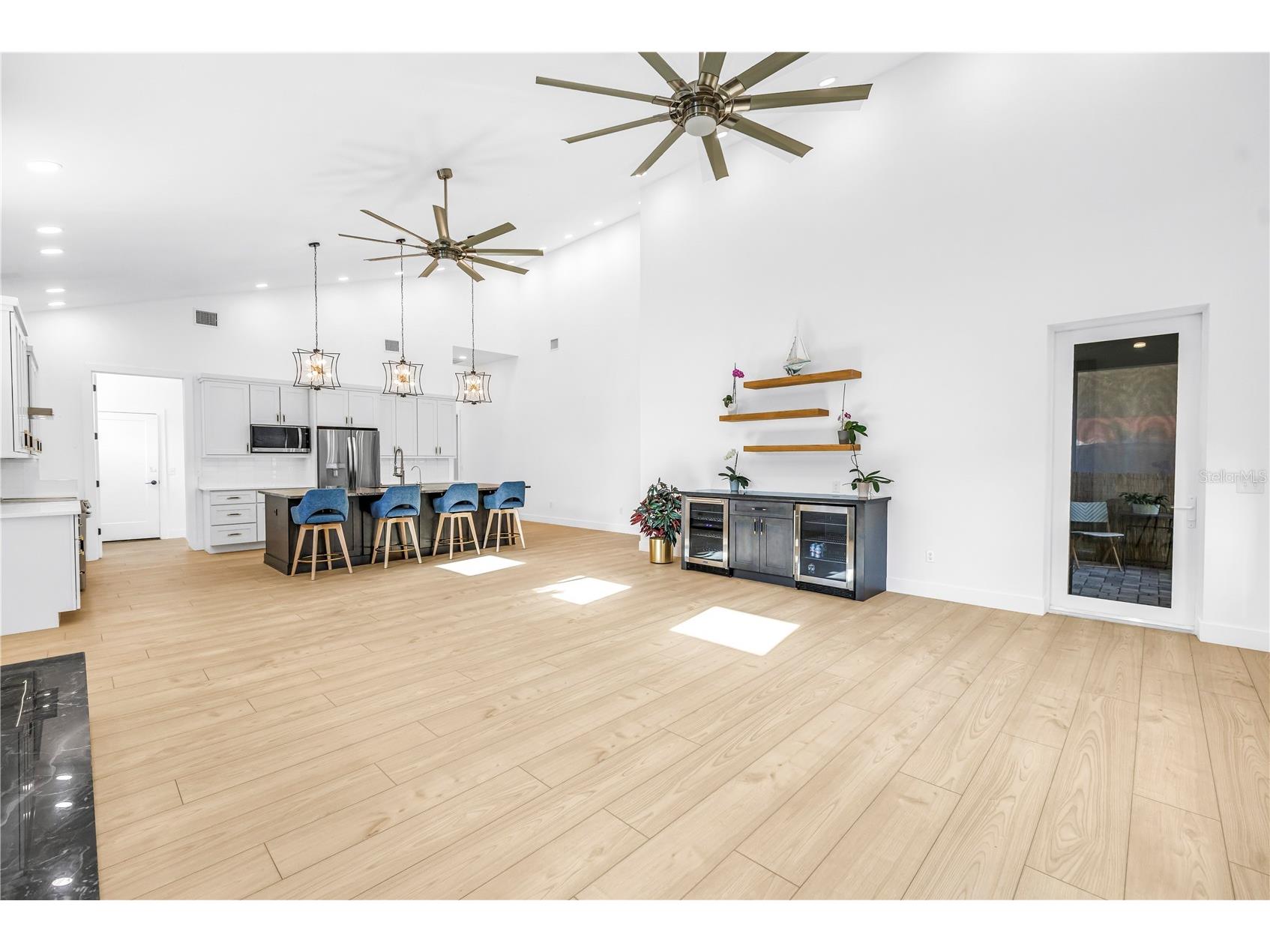4907 15th Avenue N Saint Petersburg FL 33710 TB8490804 image6