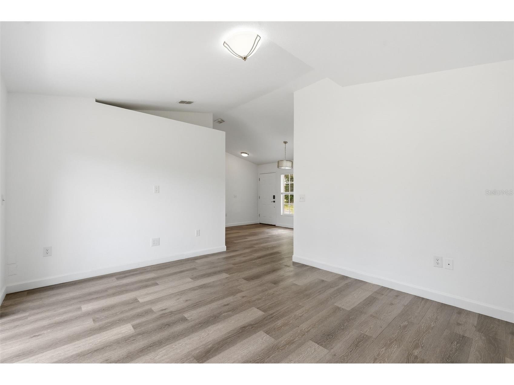 4907 Bradford Lane Tampa FL 33624 TB8501408 image14