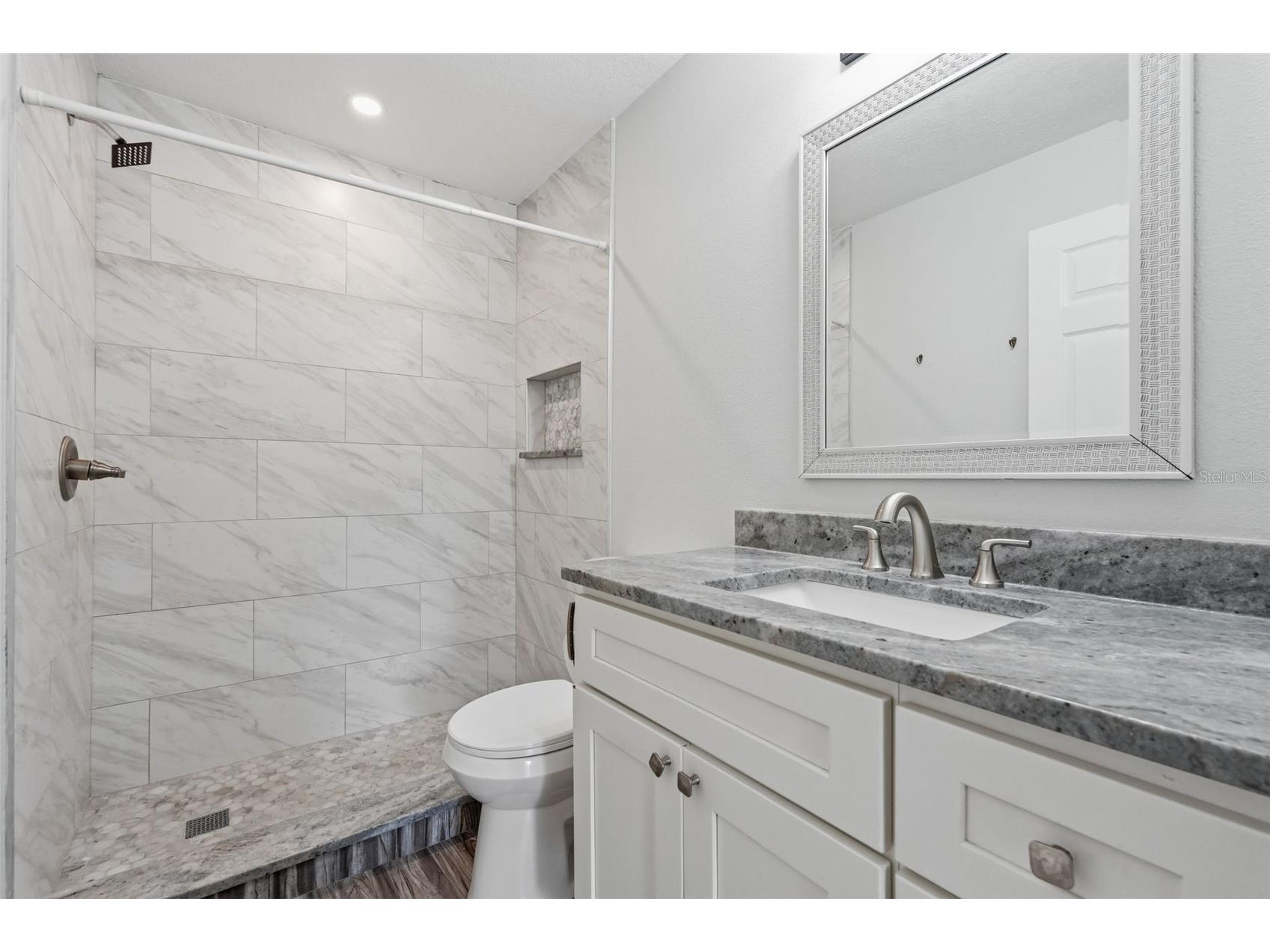 4907 Bradford Lane Tampa FL 33624 TB8501408 image20