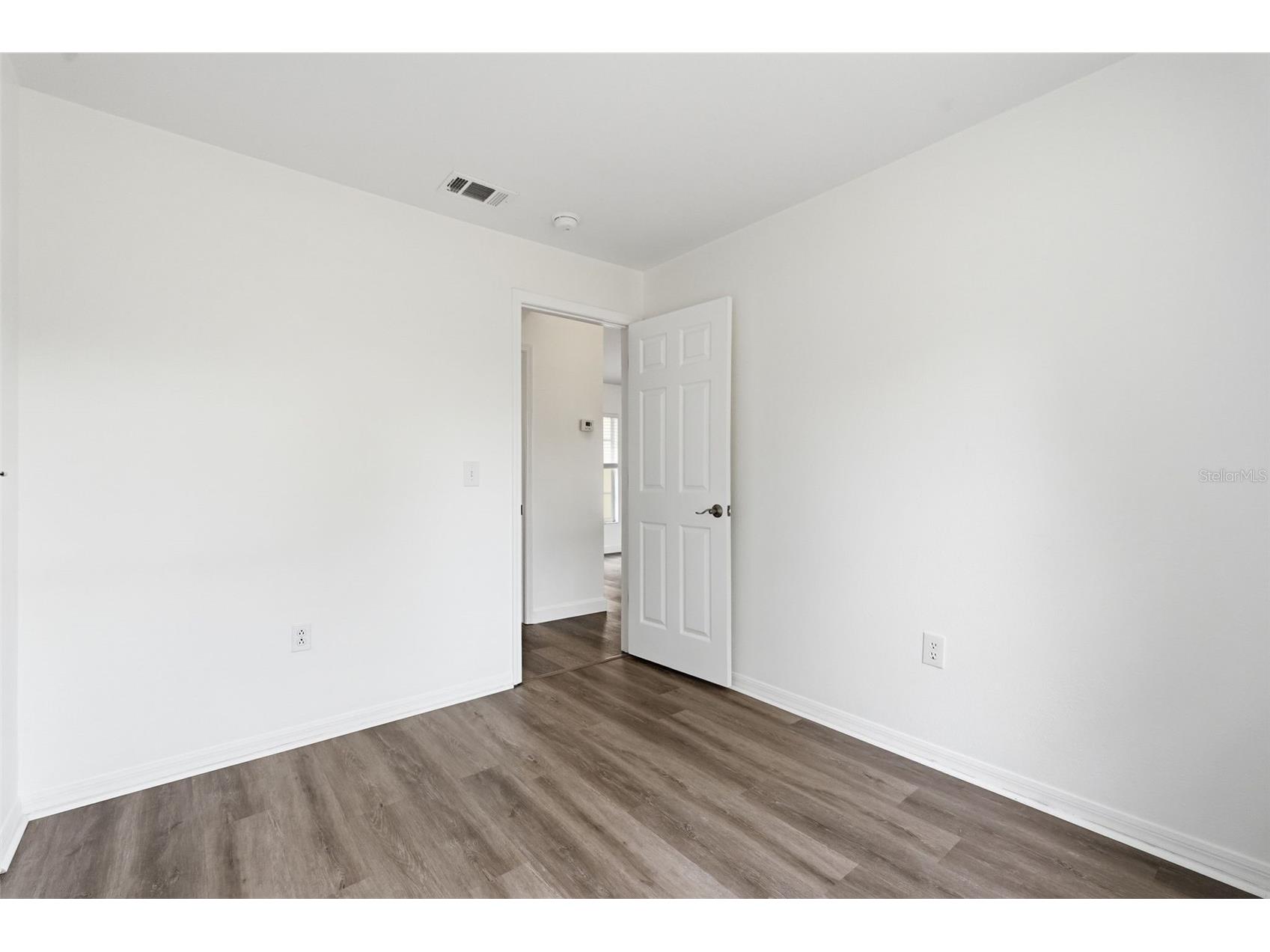 4907 Bradford Lane Tampa FL 33624 TB8501408 image22