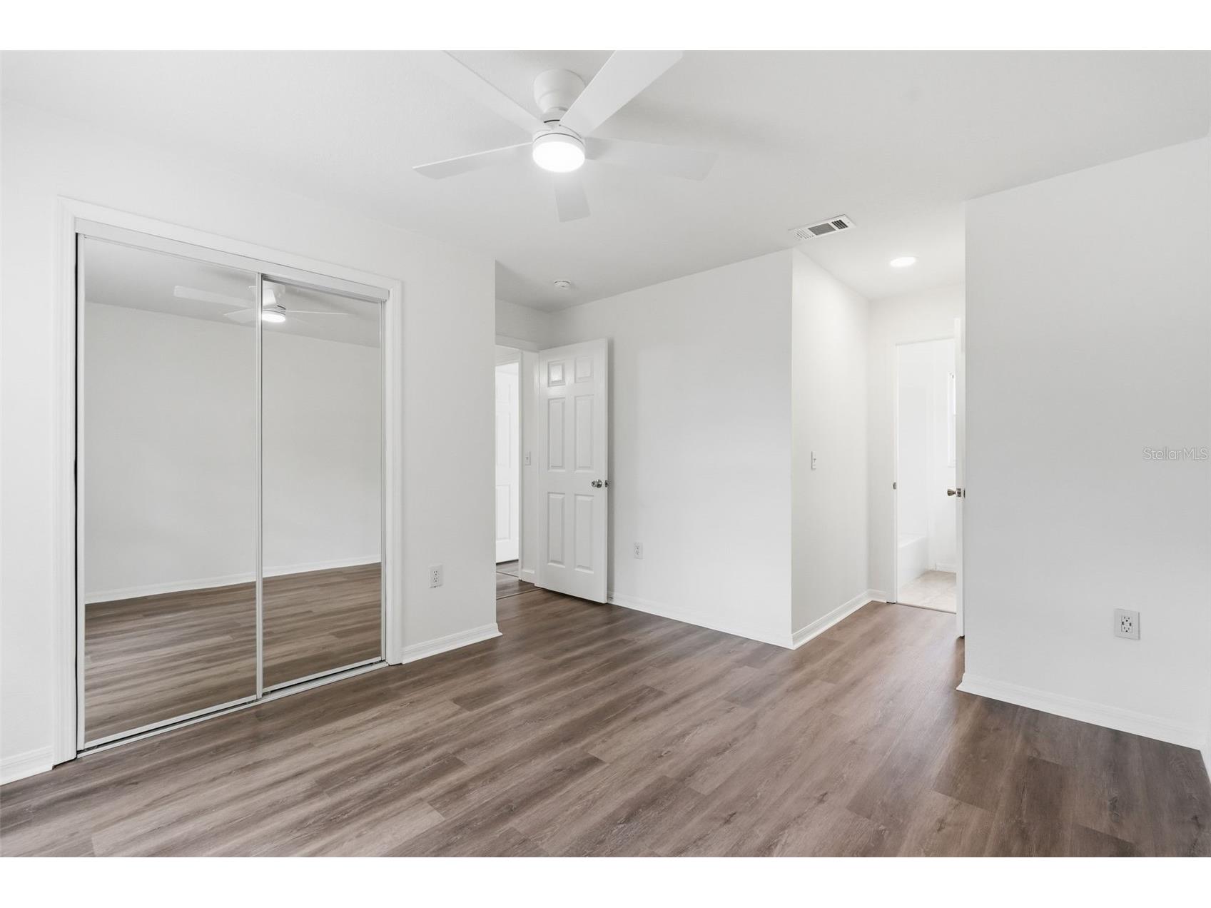4907 Bradford Lane Tampa FL 33624 TB8501408 image24