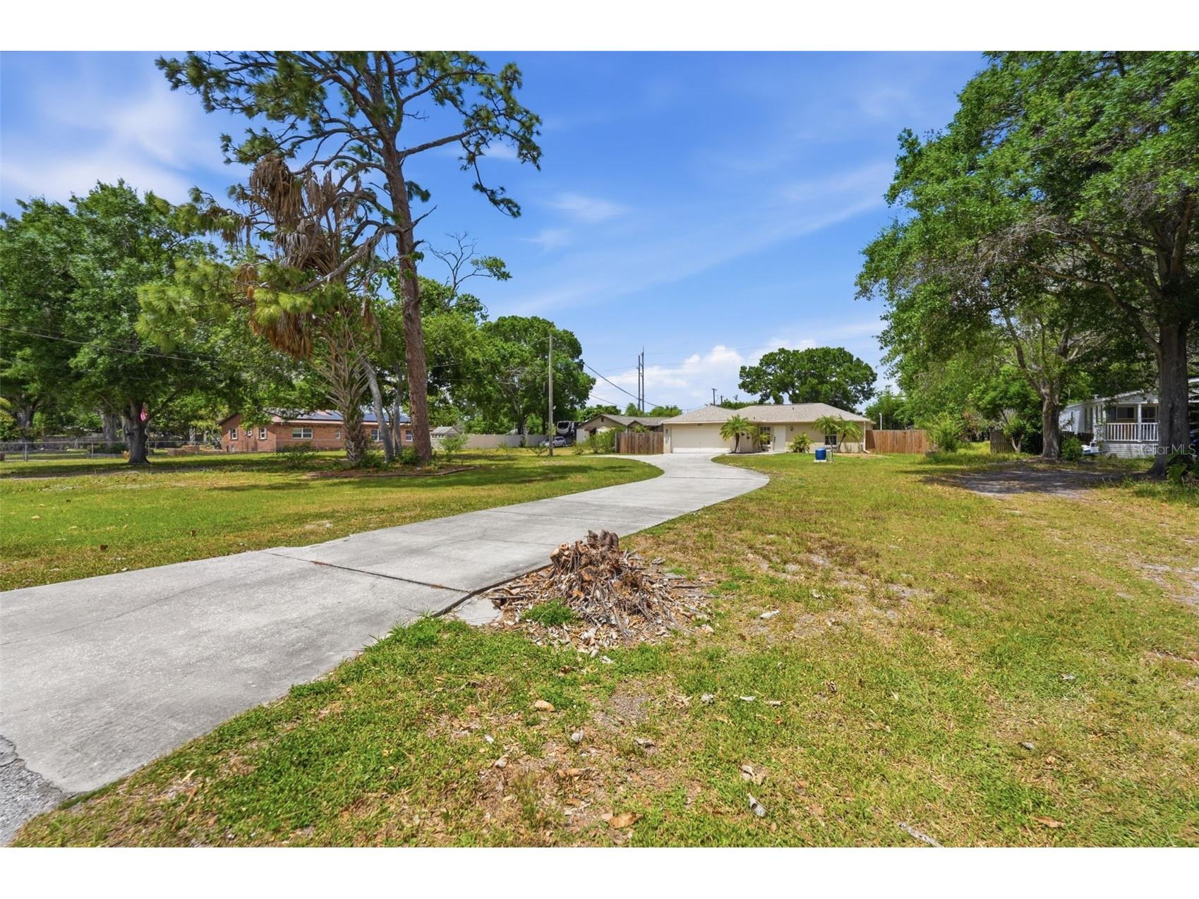 4907 Bradford Lane Tampa FL 33624 TB8501408 image30