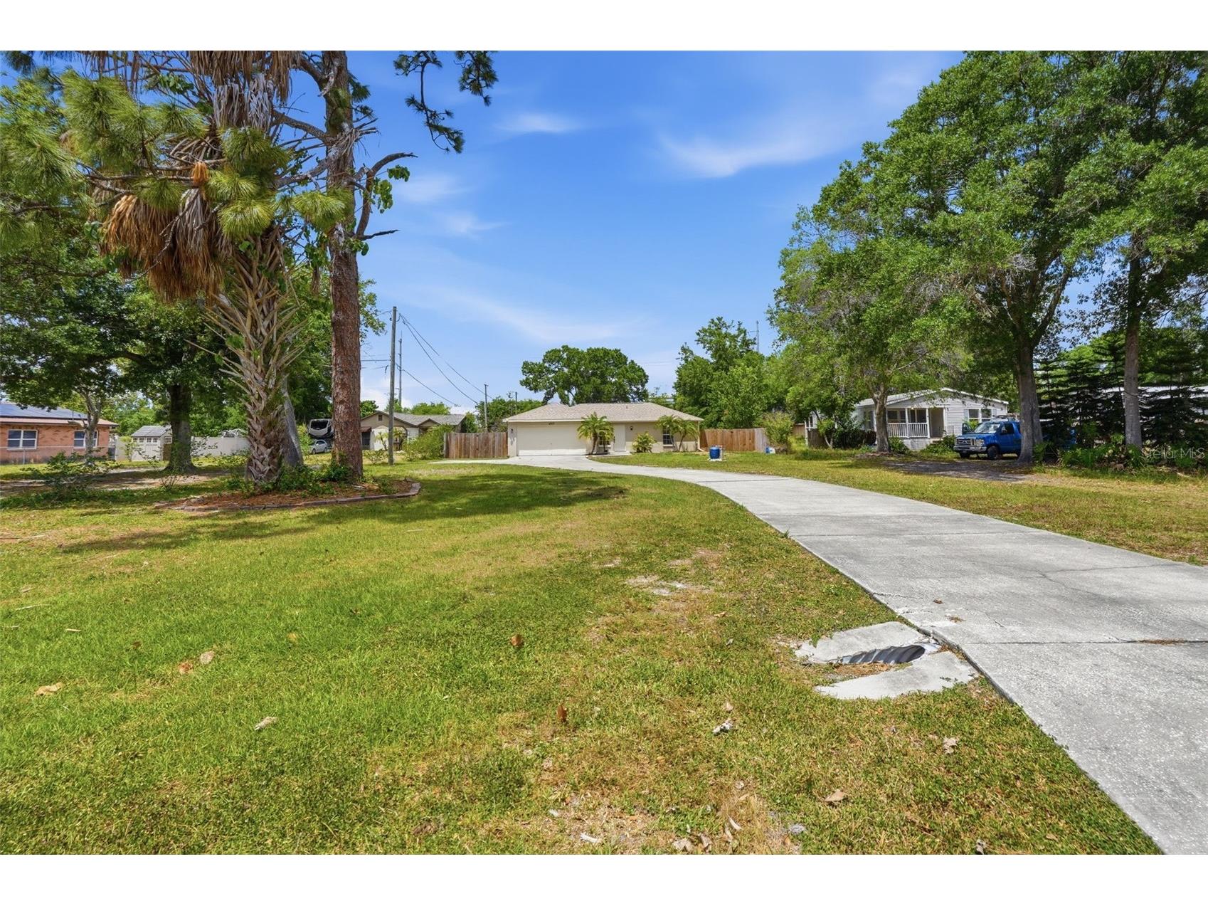 4907 Bradford Lane Tampa FL 33624 TB8501408 image35