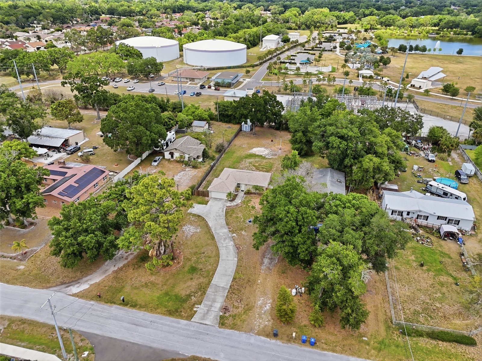 4907 Bradford Lane Tampa FL 33624 TB8501408 image40