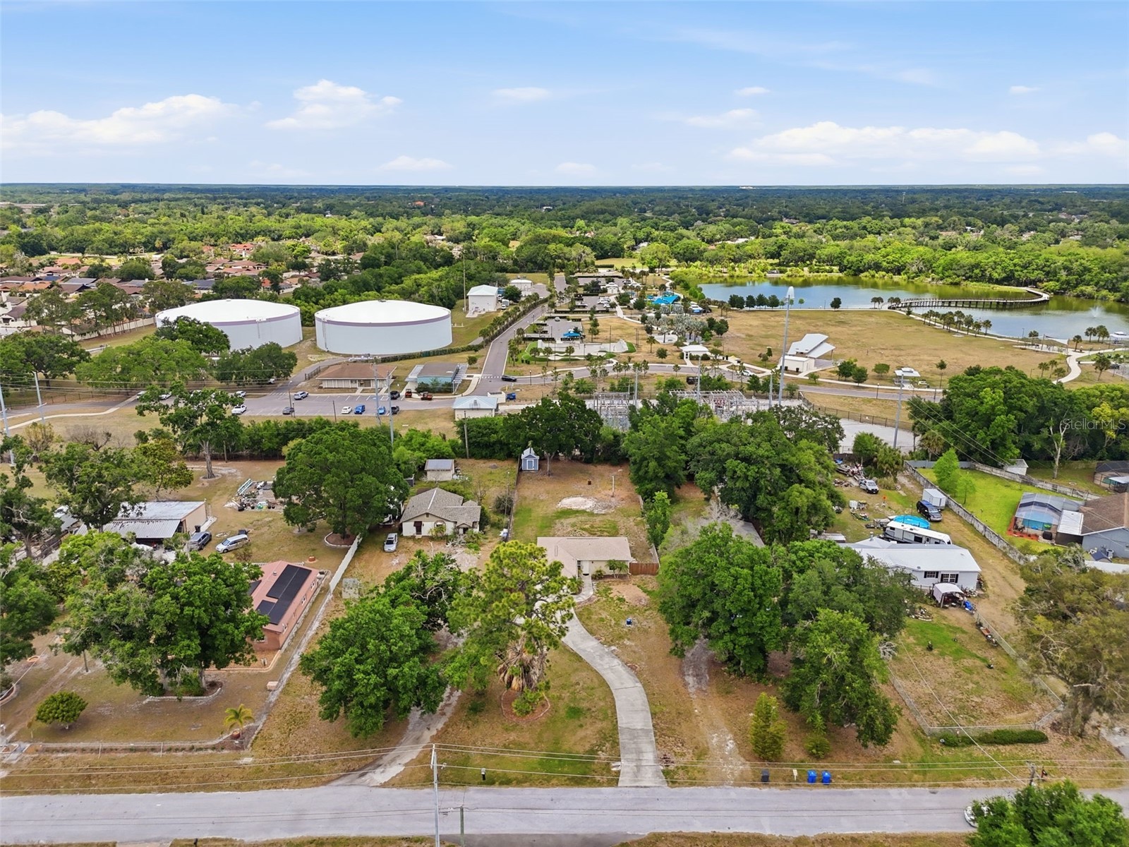 4907 Bradford Lane Tampa FL 33624 TB8501408 image42
