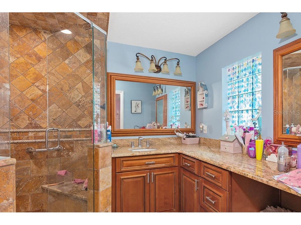 4907 Carlyle Road Tampa FL 33615 TB8424348 image17