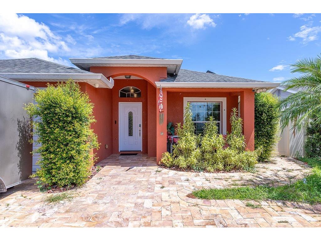 4907 Carlyle Road Tampa FL 33615 TB8424348 image2