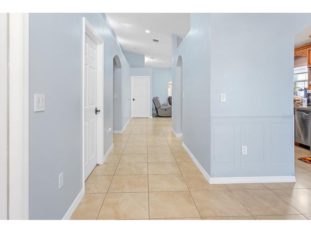 4907 Carlyle Road Tampa FL 33615 TB8424348 image5